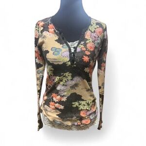 Y2k lucky brand Asian floral Henley soft grunge Fairycore top S whimsigoth 00s